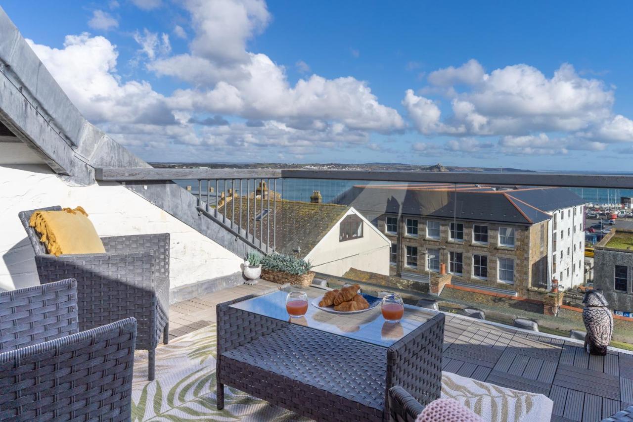 Stunning Views Over Mounts Bay With Balcony Penzance Exterior foto