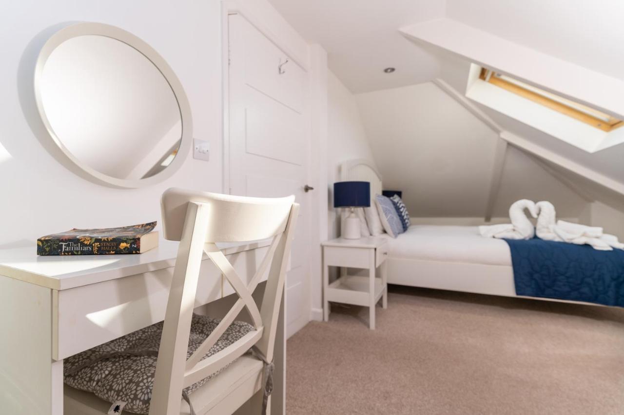 Stunning Views Over Mounts Bay With Balcony Penzance Exterior foto