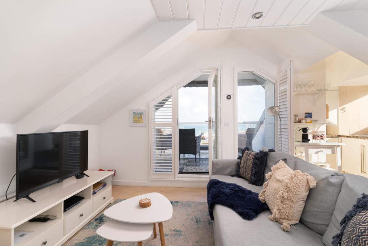 Stunning Views Over Mounts Bay With Balcony Penzance Exterior foto